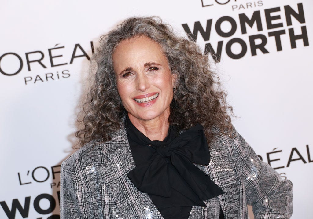 https://hips.hearstapps.com/hmg-prod/images/andie-macdowell-at-the-18th-annual-lor-c3-a9al-paris-women-of-news-photo-1703187548.jpg?crop=1xw:0.80335xh;center,top