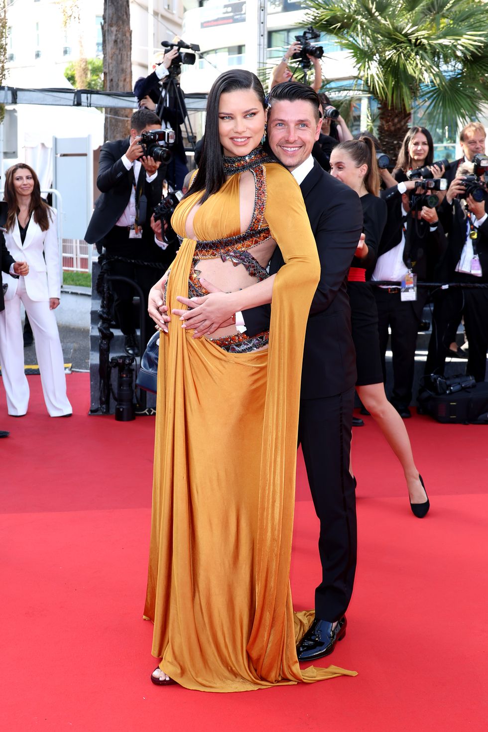 "elvis" red carpet  the 75th annual cannes film festival