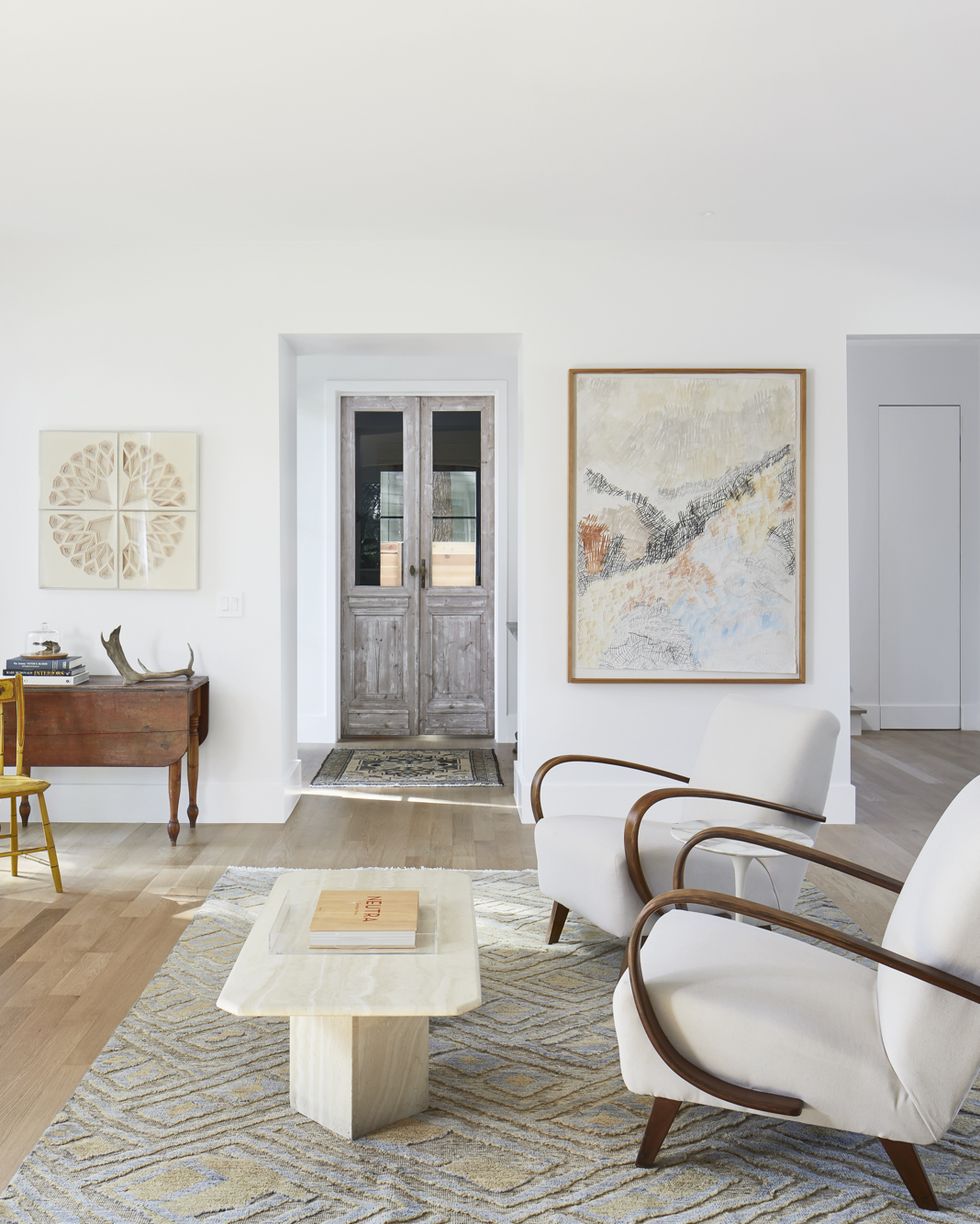 30 Modern Minimalist Living Room Ideas, Designer Examples & Tips