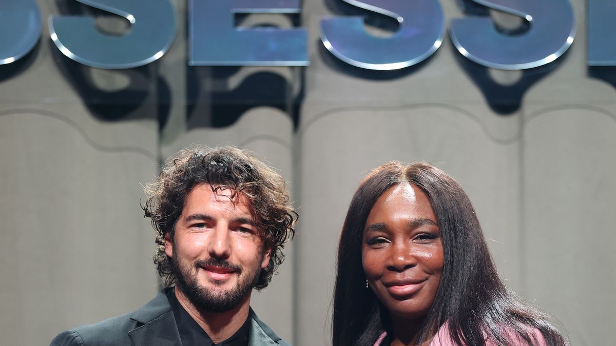 preview for Venus and Serena Williams on Their Own Terms
