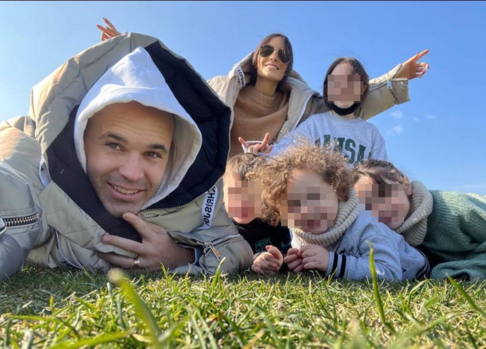 andres iniesta en familia