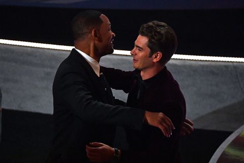 us actor will smith l and british us actor andrew garfield attend the 94th oscars at the dolby theatre in hollywood, california on march 27, 2022 photo by robyn beck  afp photo by robyn beckafp via getty images