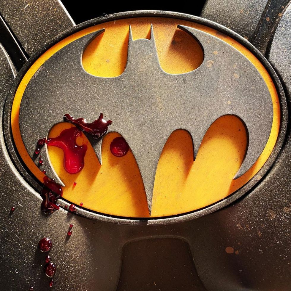 batman teaser instagram photo posted by andy muschietti,
