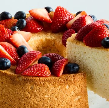 angel food cake topped with strawberries and blueberries