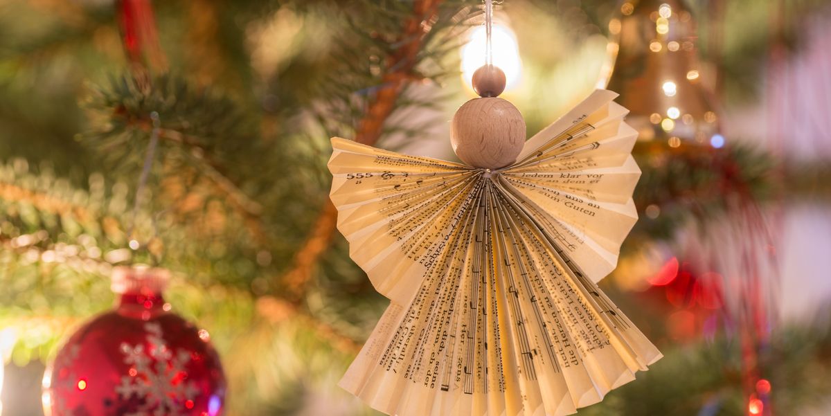 ORNAMENT No. 1: Pinecone Angel Ornament – Willowday