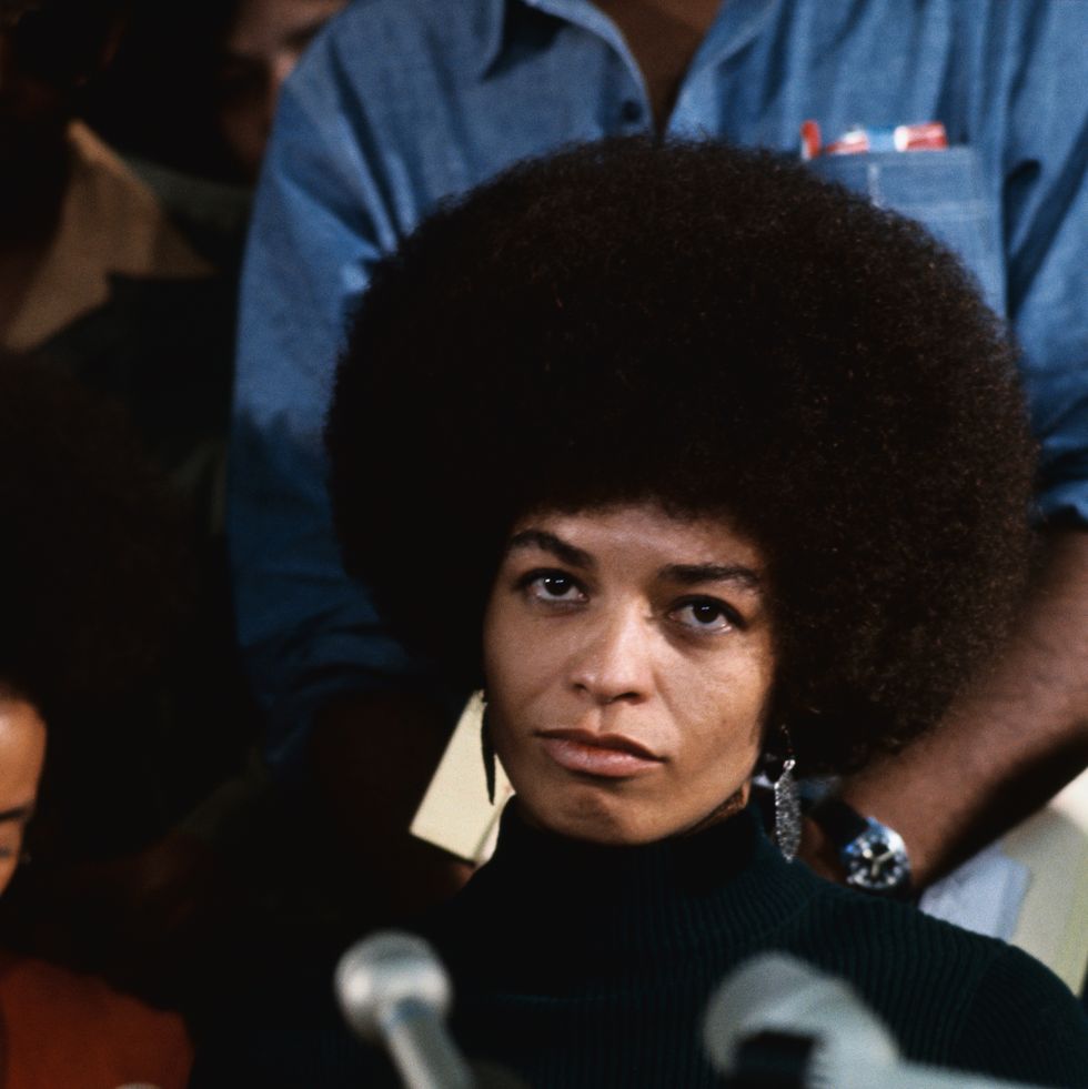 (original caption) san jose, calif.: angela davis, militant on trial for alleged activities in connection with marin county court shootout, attends her first news conference since being released on bail, february 24th.