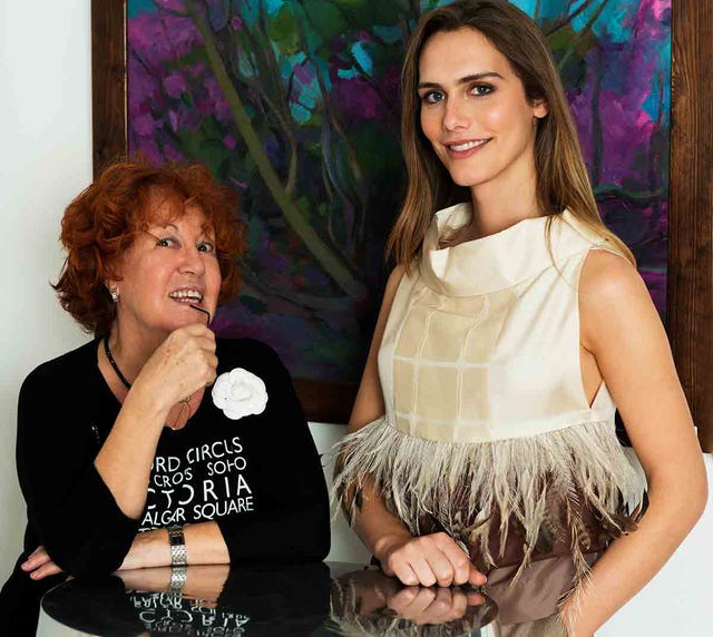 Ángela Ponce junto a Rosa Villacastín
