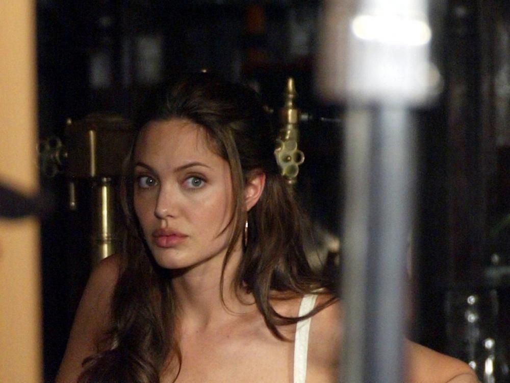 Порно Angelina jolie