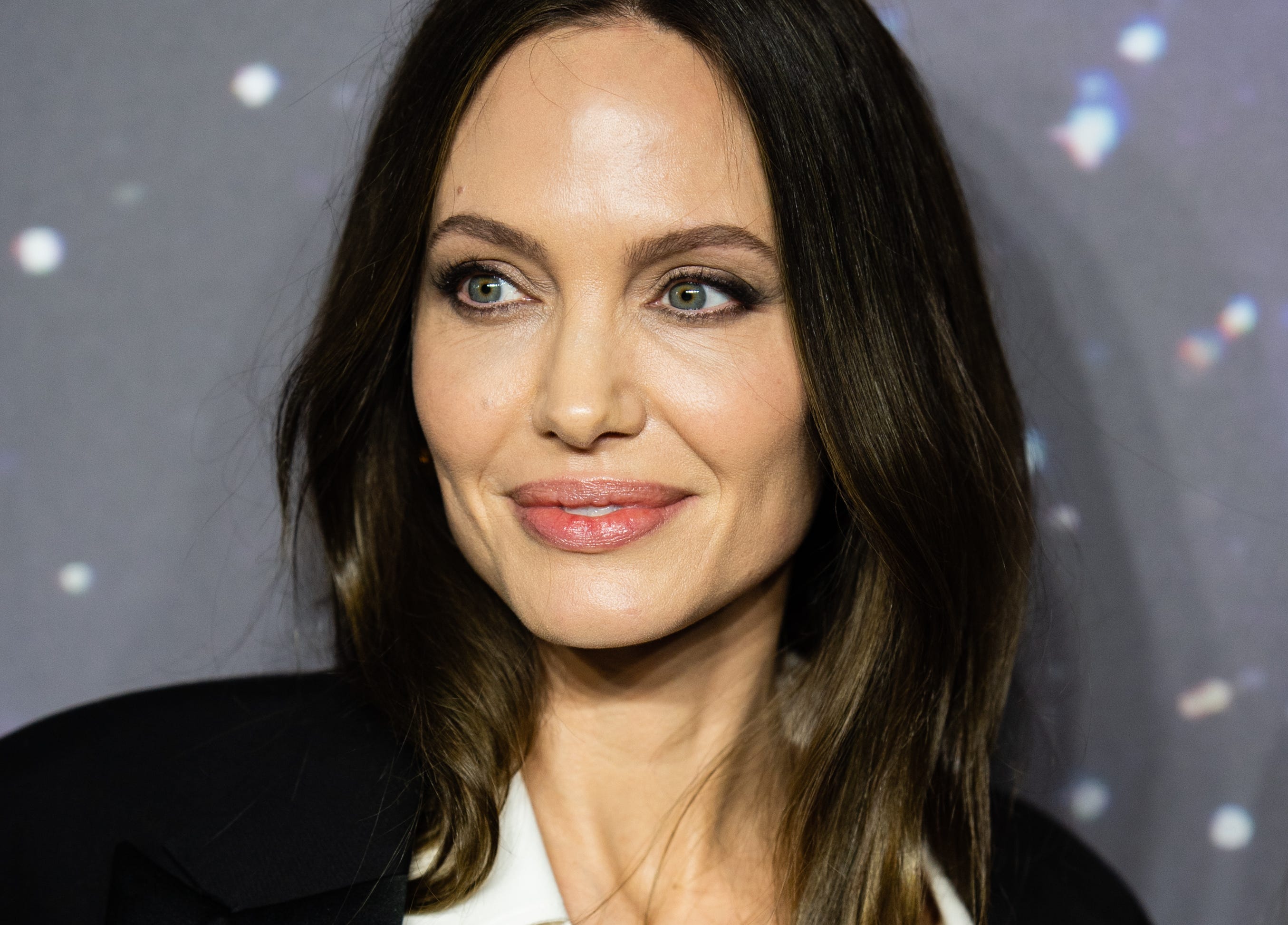 Angelina Jolie: 10 curiosidades sobre su adolescencia