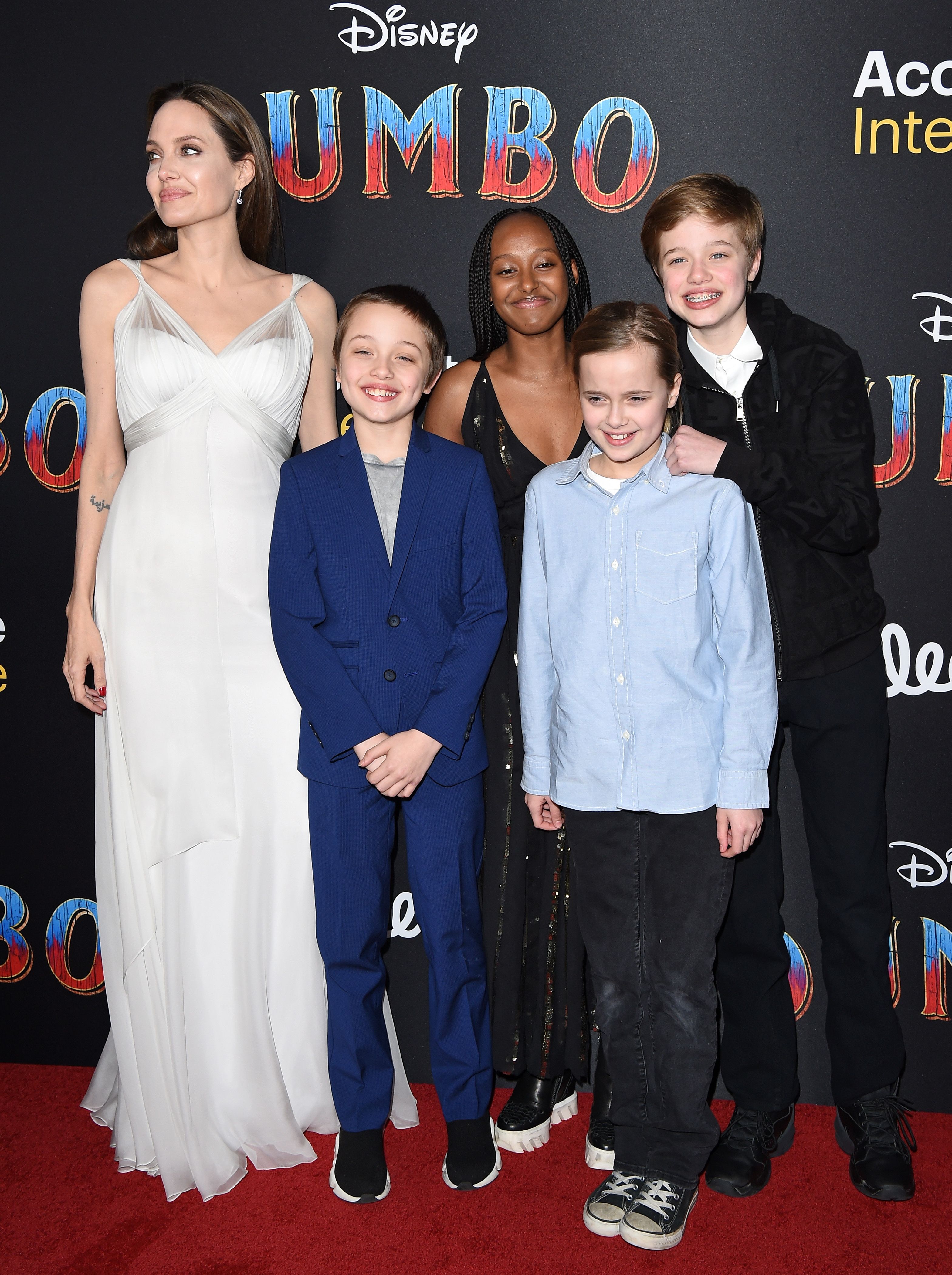 Angelina Jolie and Her Kids Shiloh, Knox, Zahara, and Vivienne Attend Dumbo  Premiere