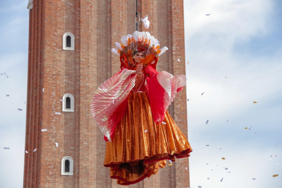 Window, Tradition, 