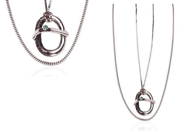 Jewellery, Fashion accessory, Necklace, Body jewelry, Pendant, Locket, Chain, Silver, Gemstone, Circle, 