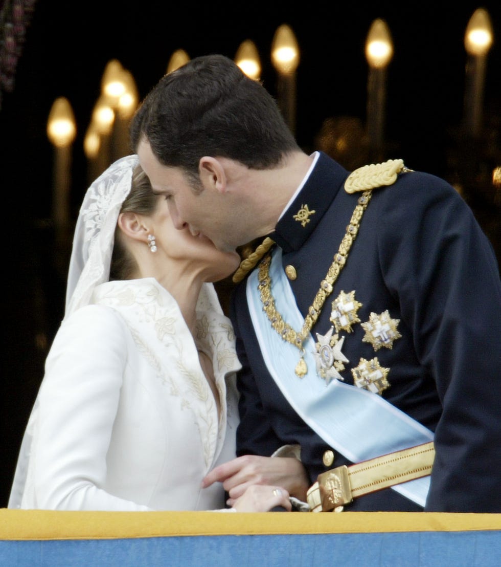 Ceremony, Tradition, Event, Deacon, Wedding, Blessing, Gesture, Religious institute, 