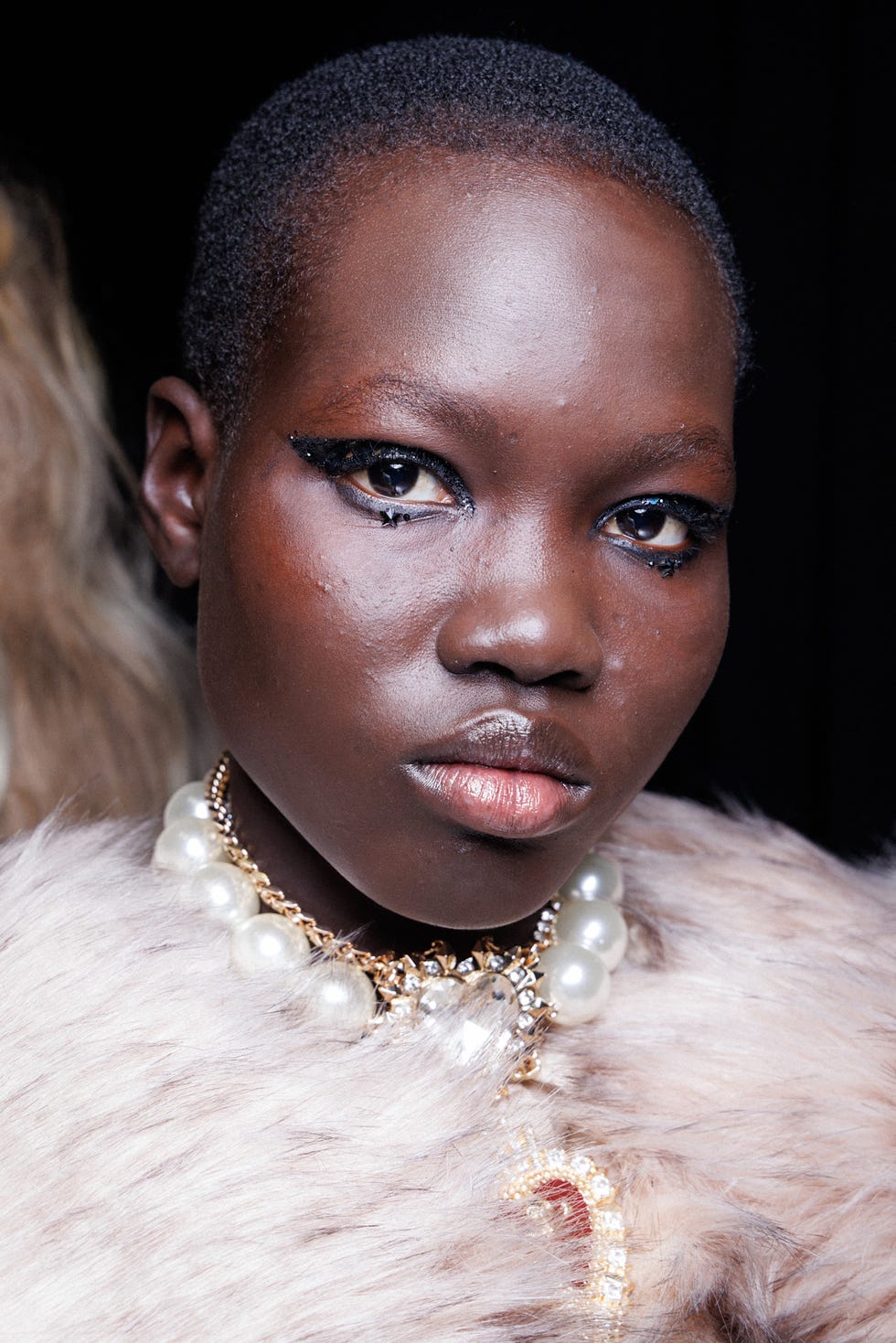 best makeup trends fall 2025