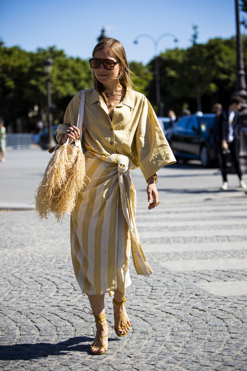 street style : paris fashion week haute couture fall/winter 2019/2020 : day three