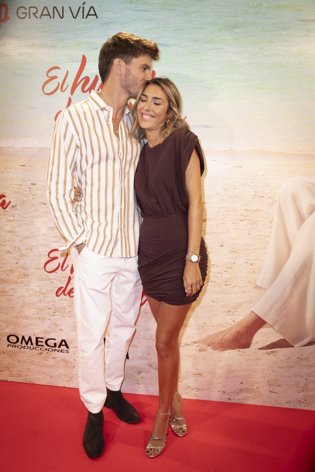 anna ferrer se va vivir con el novio