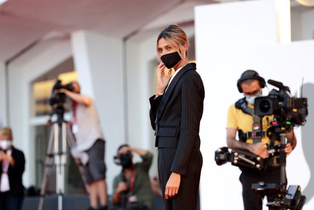 anna foglietta photocall   the 77th venice film festival