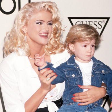 anna nicole smith's special appearance for guess sportwear