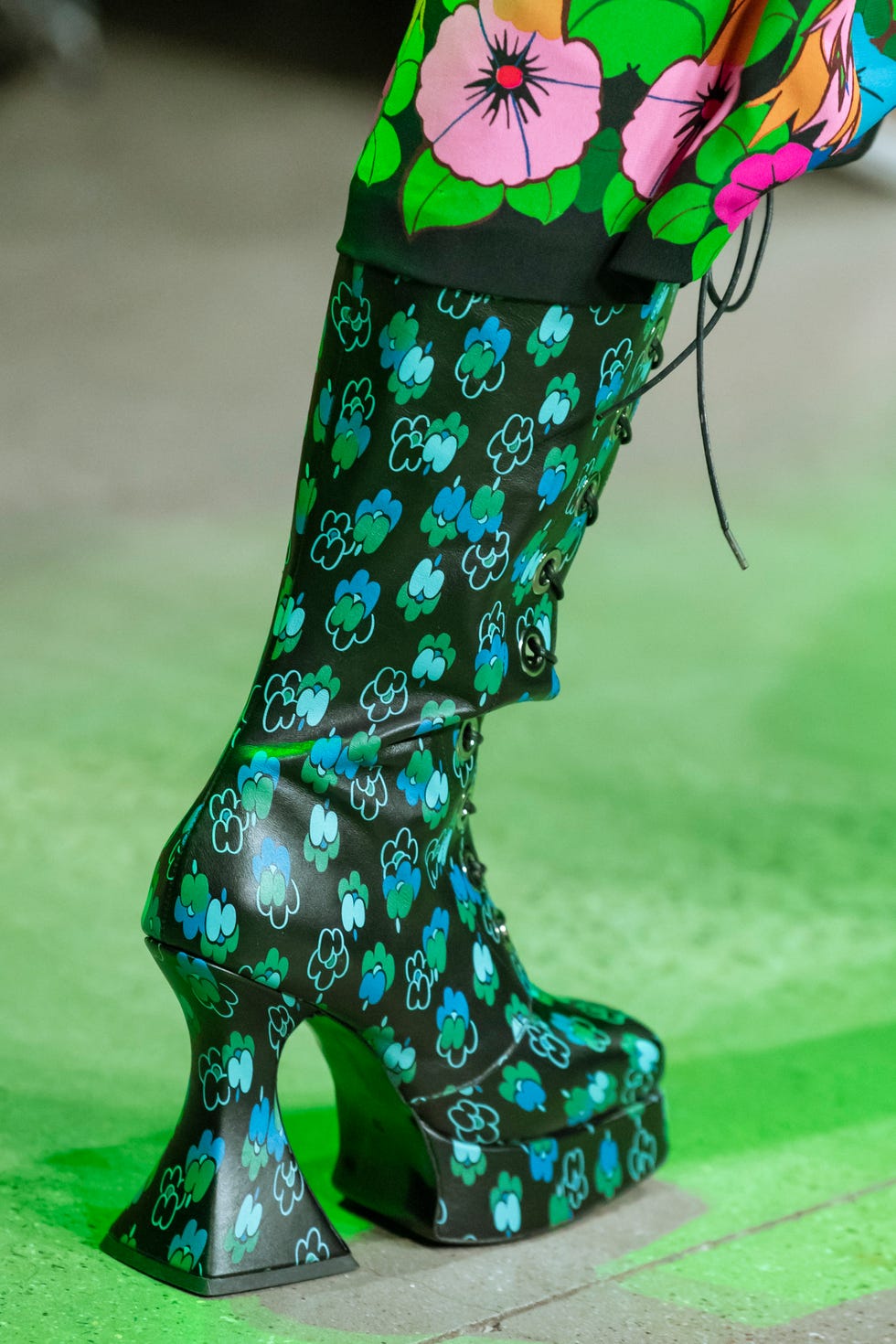 Green, Footwear, Shoe, Tree, Plant, High heels, Lawn, Boot, 