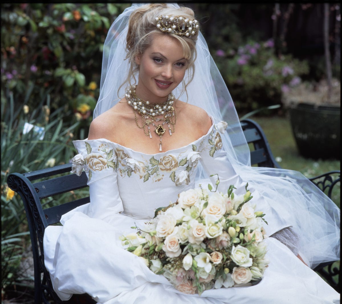 preview for Neighbours Soap Scoop! Jane confronts Darcy