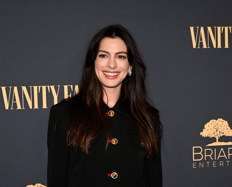 anne hathaway at the new york premiere screening of the apprentice