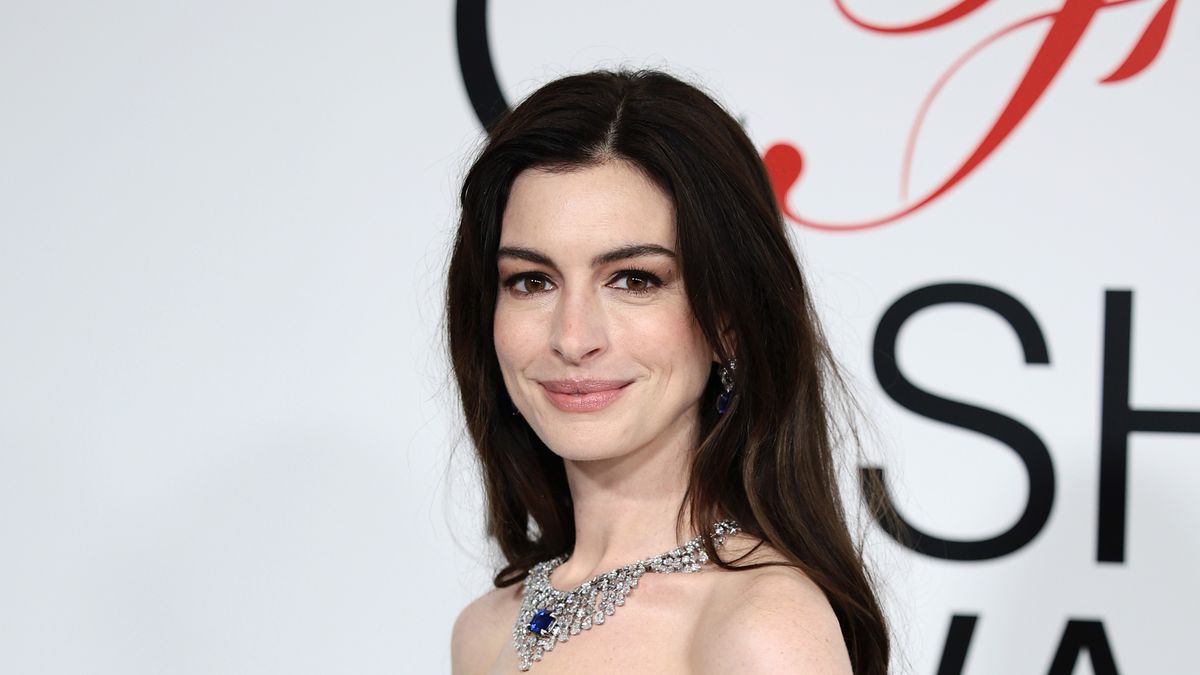 Anne Hathaway Takes The Pantsless Trend To New Heights