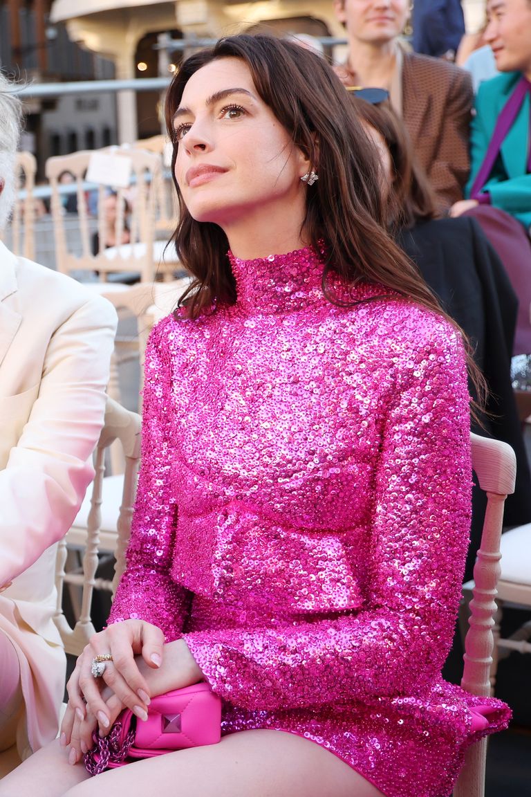 Anne Hathaway Wears a Barbie Pink Mini Dress at Valentino's Haute ...