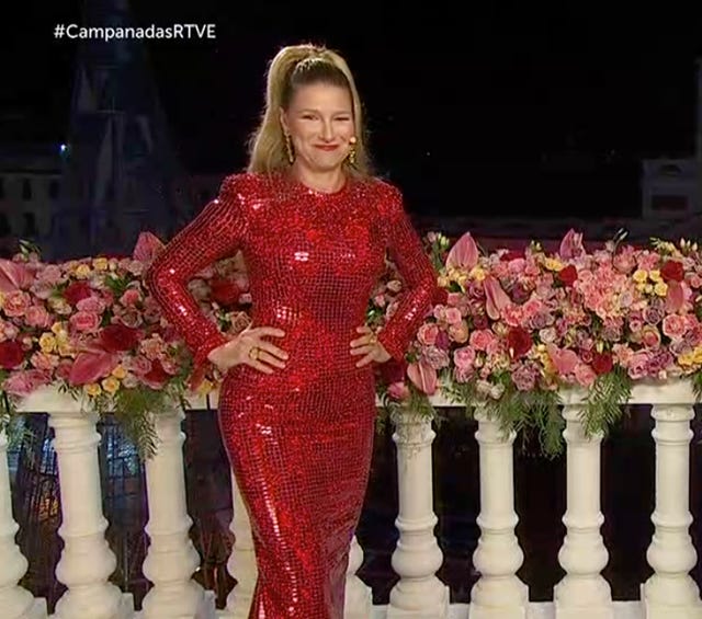 anne igartiburu y su vestido para las campanadas 2020
