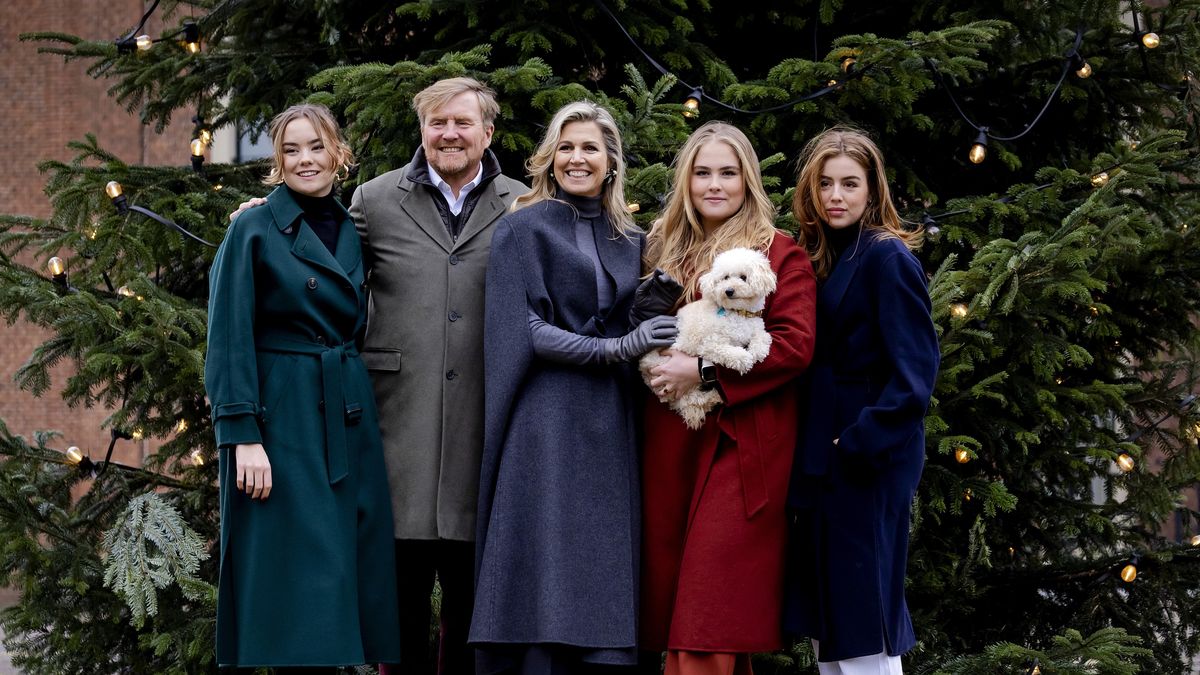 preview for De Koninginne-/Koningsdag looks van de Koninklijke familie - door de jaren heen