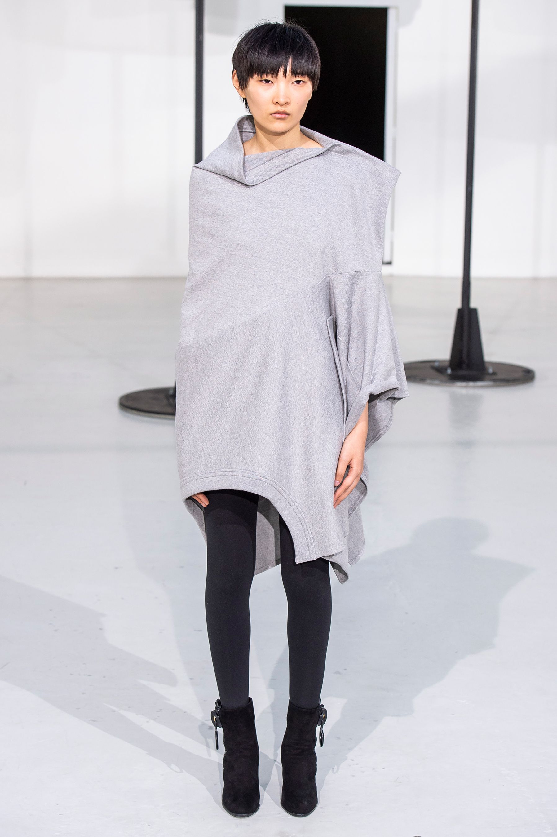 アンリアレイジ★ANREALAGE　2019AW アンリアレイジ」（ANREALAGE）｜2019秋冬NY、ロンドン、ミラノ