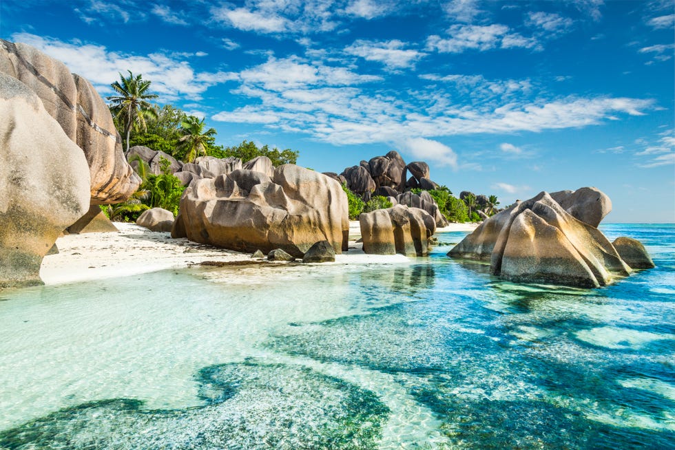 anse sous d'argent beach with granite boulders