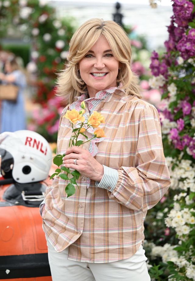 anthea turner at chelsea