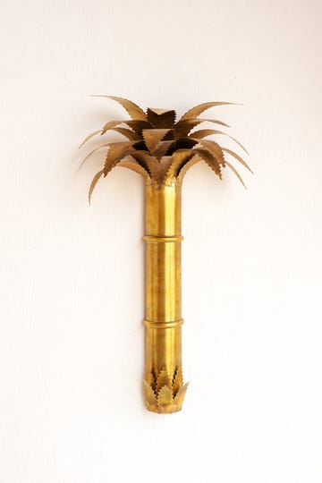 aplique laton con forma de palmera
