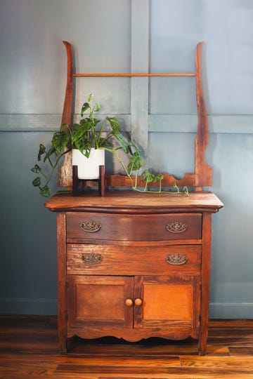 antique dry sink with towel bar