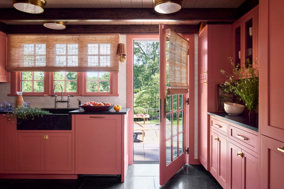 comfortable and colorful country house in upstate new york