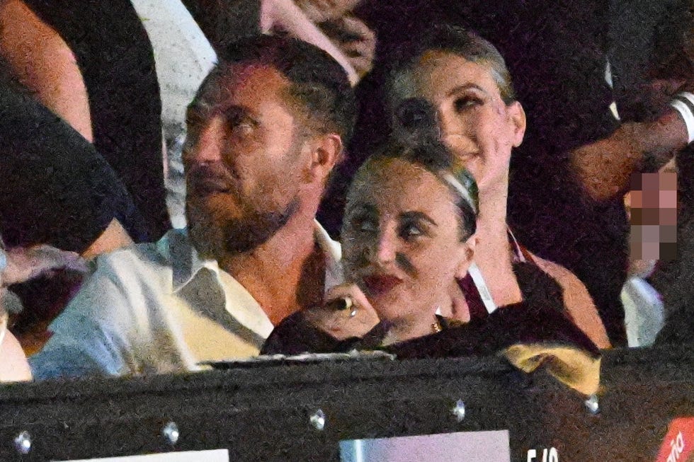 marta riesco y antonio david flores