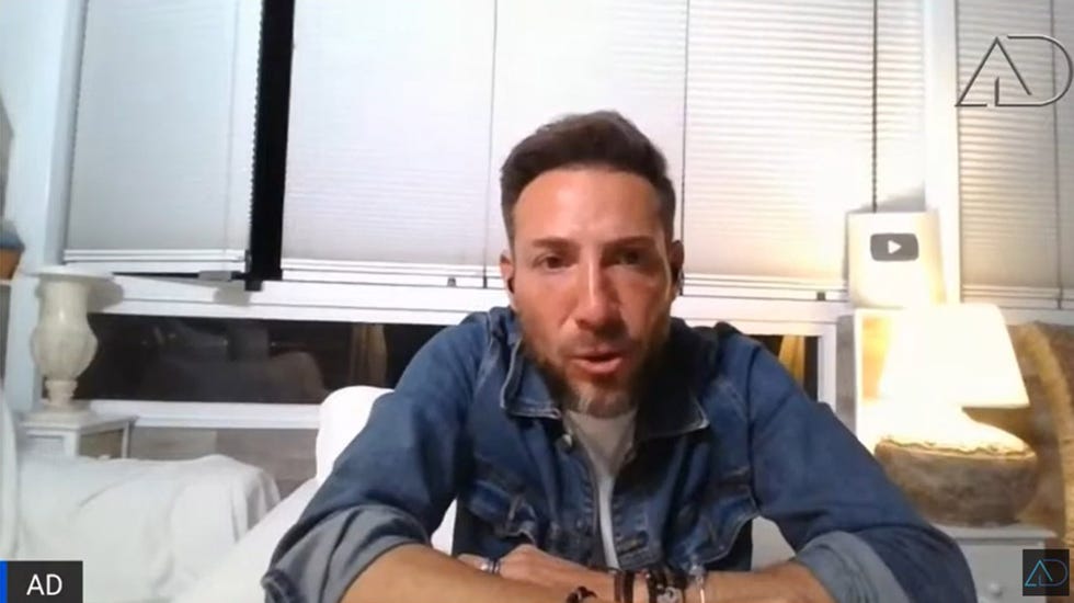 el ex de rocío carrasco defiende a su hija de los ataques del presentador