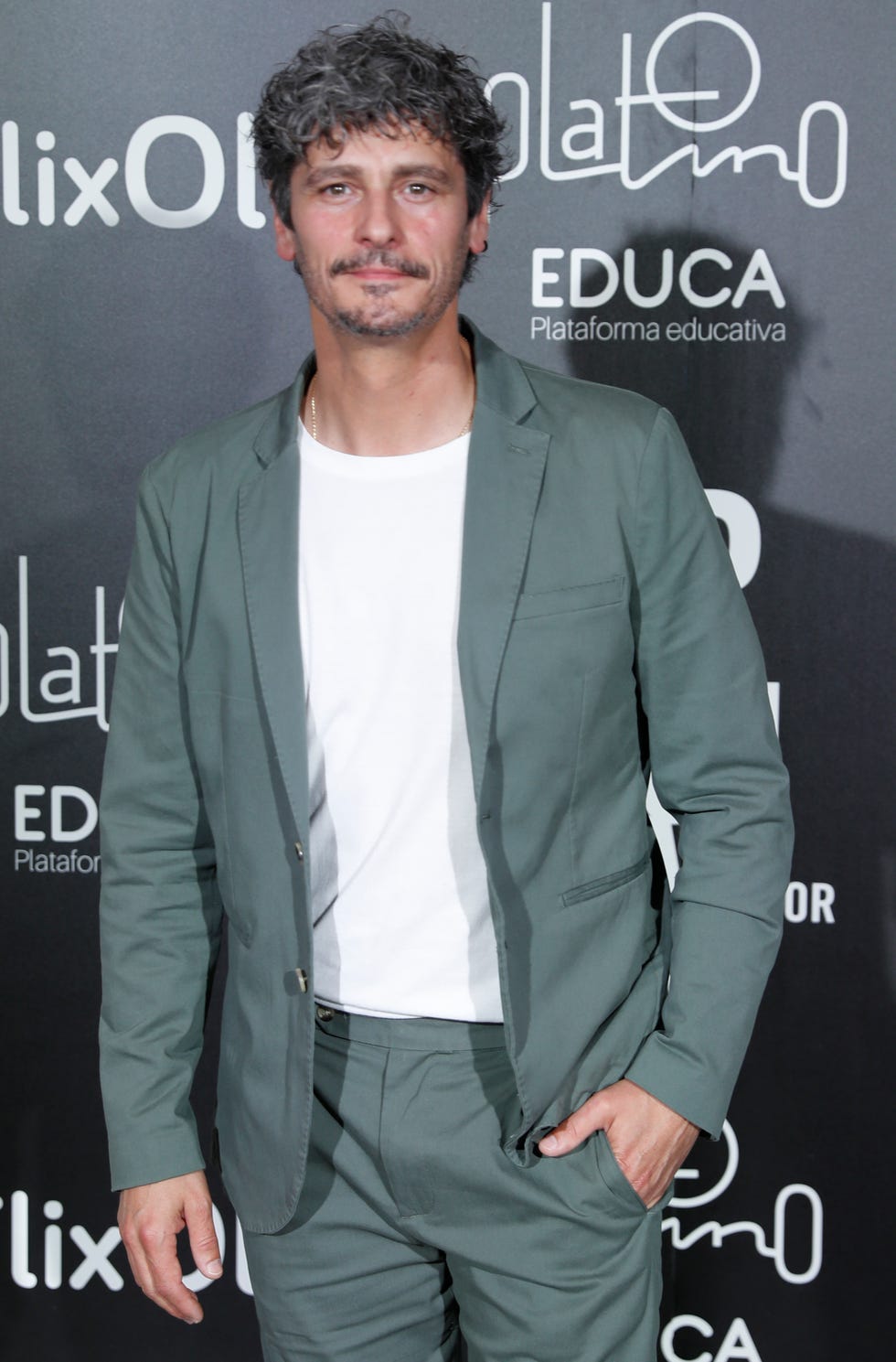 antonio pagudo en el photocall de los premios berlanga 2025