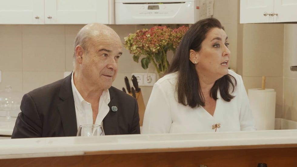 Antonio Resines, Bertín Osborne, Antonio Resines confiesa que no duerme con su mujer, Antonio Resines confiesa el motivo que le lleva a no dormir con su mujer, Antonio Resines y su mujer duermen en camas separadas