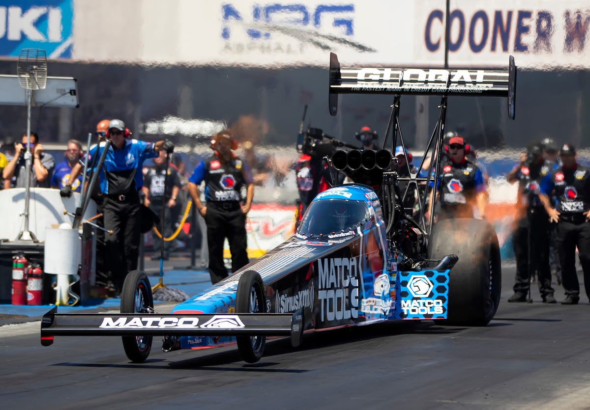 Antron Brown clinches third NHRA Top Fuel championship