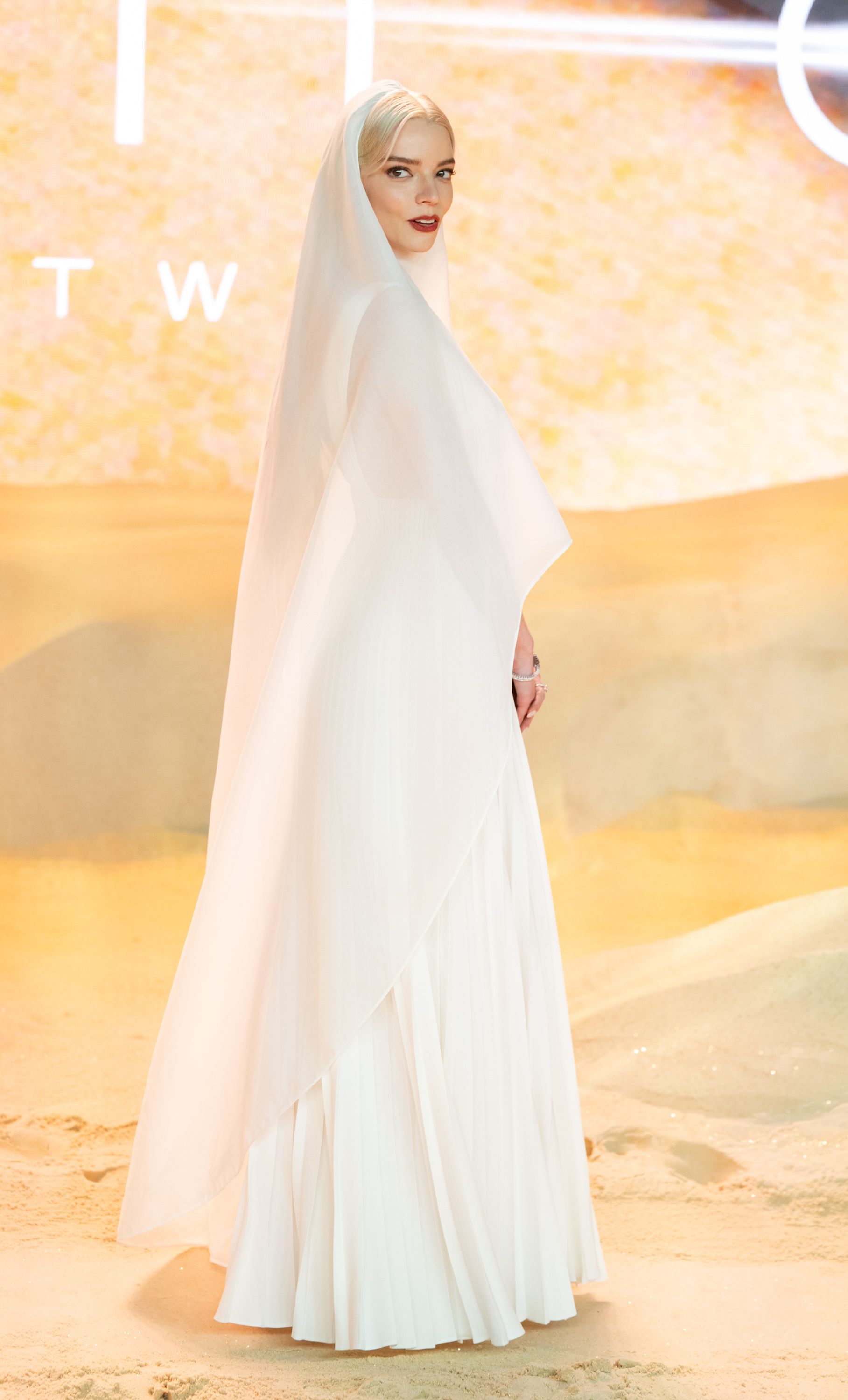 Fashion Faceoff: Kim Tae-ri or Dakota Johnson, Who Wore This Brandon Maxwell  Gown Better?