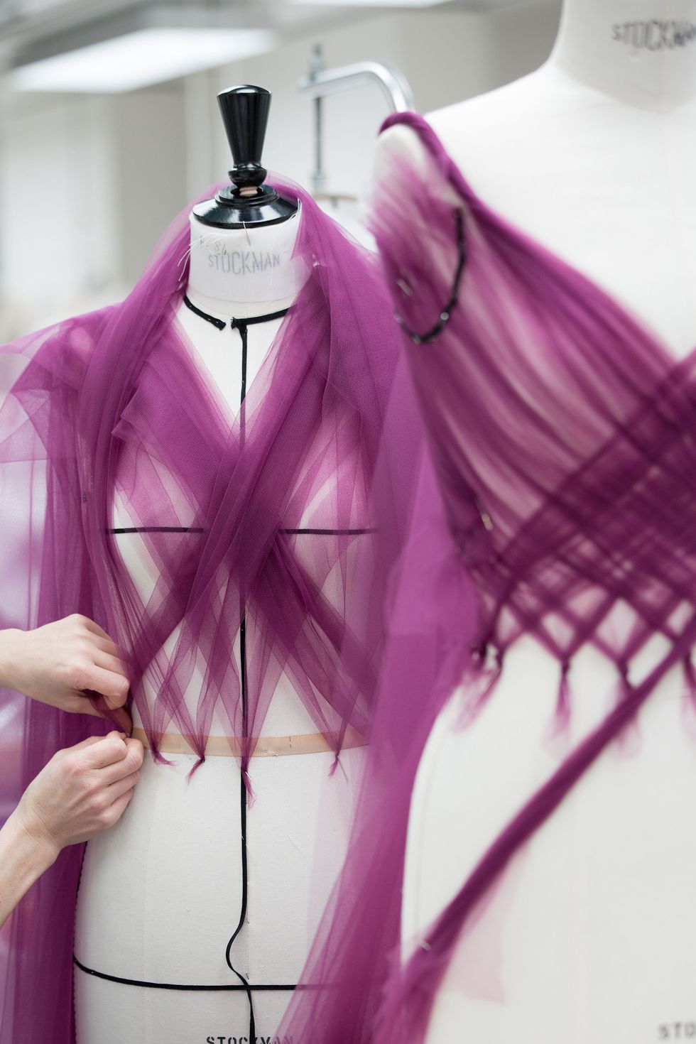 the making of anya taylorjoy's critics' choice dior dress