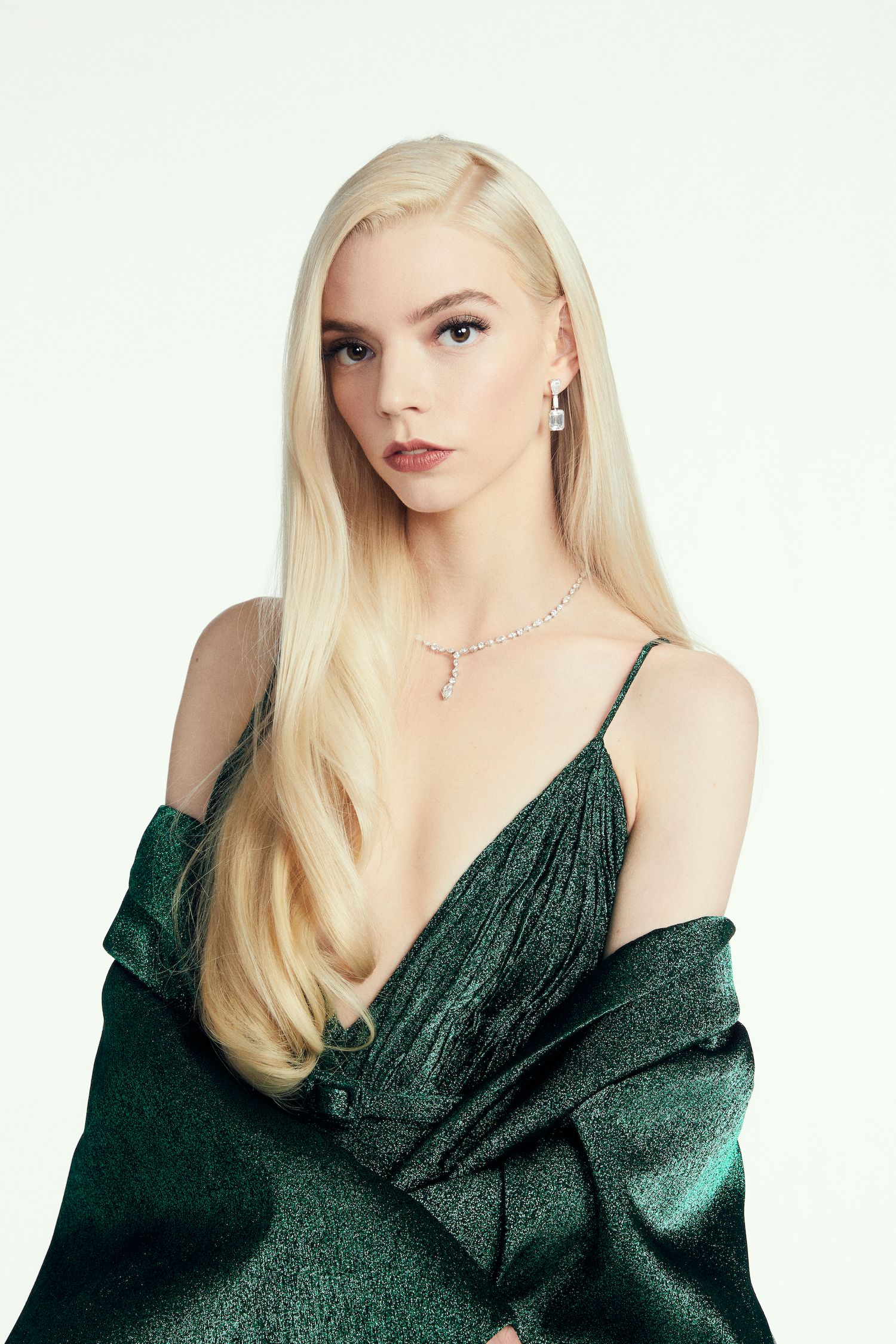 Anya Taylor-Joy Bio (2023): Husband, Height, Age, Zodiac Sign, Net