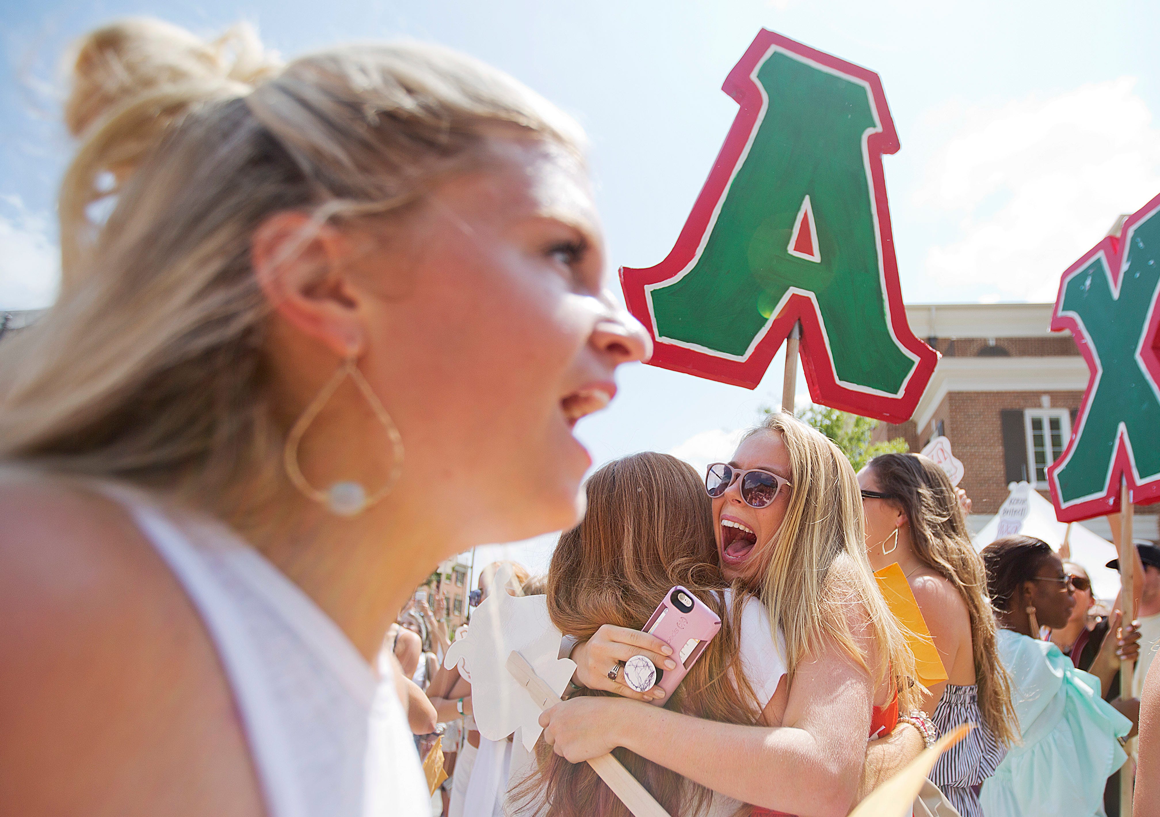 Unlocking The Secrets Of Sorority Rush: Tiktok, Consultants, And The Price Of Popularity - q2fyq4v