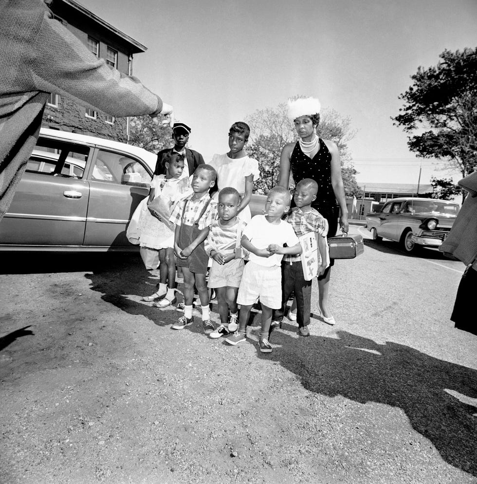 Lela Mae Williams y siete de sus nueve hijos llegan a Hyannis en 1962