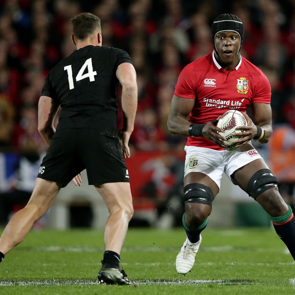 lions second rower maro itoje, right, runs at new zealand winger israel dagg during the third and final rugby test between the british and irish lions and the all blacks at eden park in auckland, new zealand, saturday, july 8, 2017 ap photomark baker