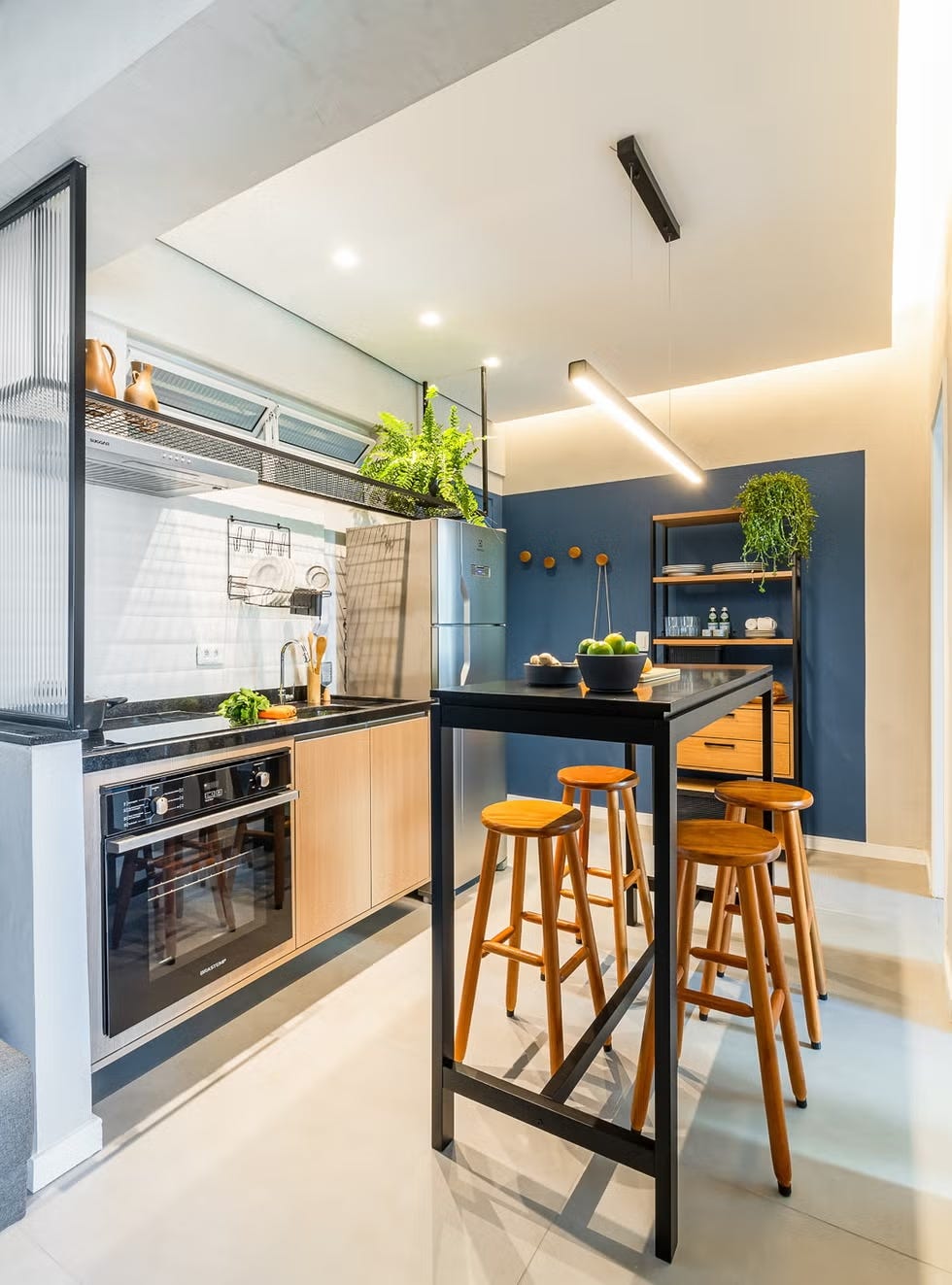 cocina pequeña con isla