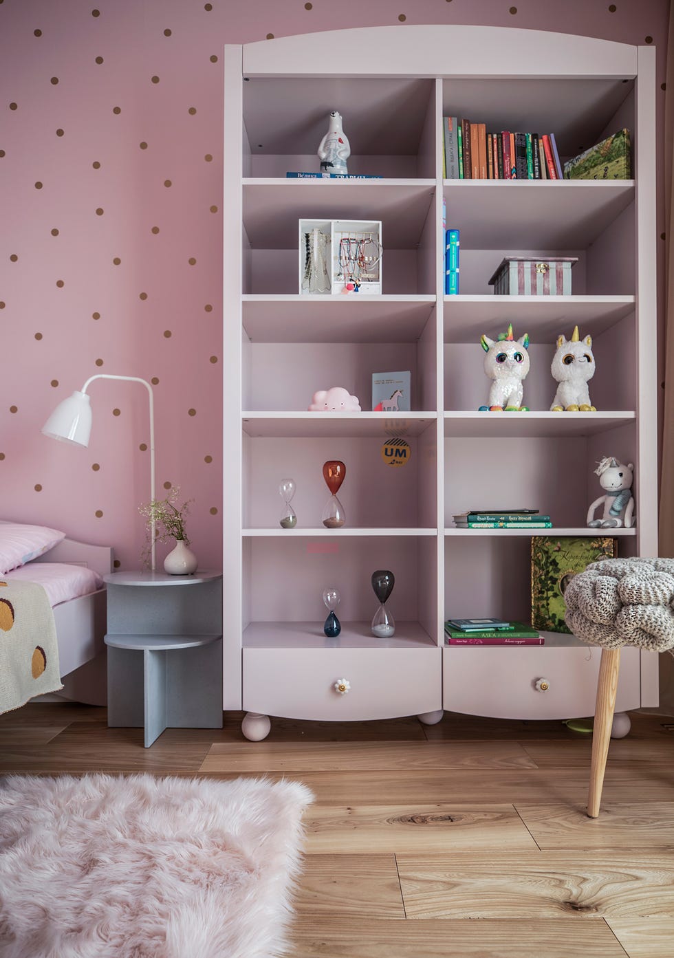 Estantería abierta infantil de color rosa