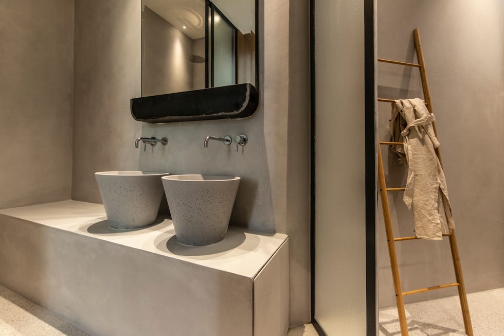 baño de microcemento