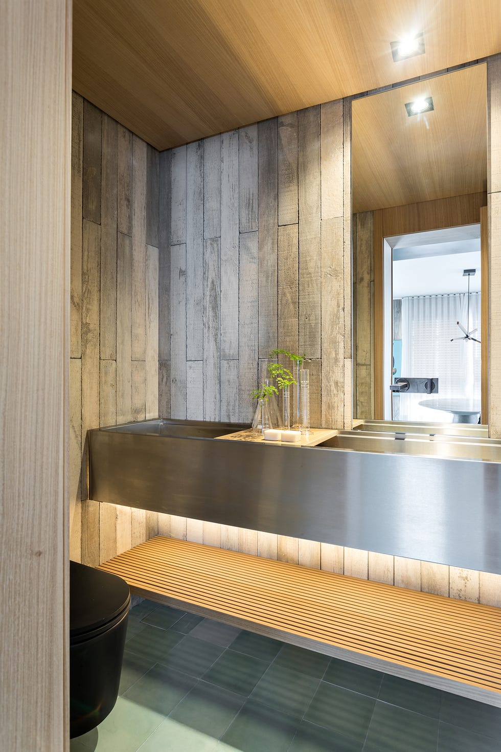 Apartamento de estilo contemporáneo y vintage